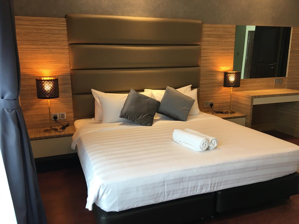 Jb City Paragon Serviced Apartment Johor Bahru Exteriör bild