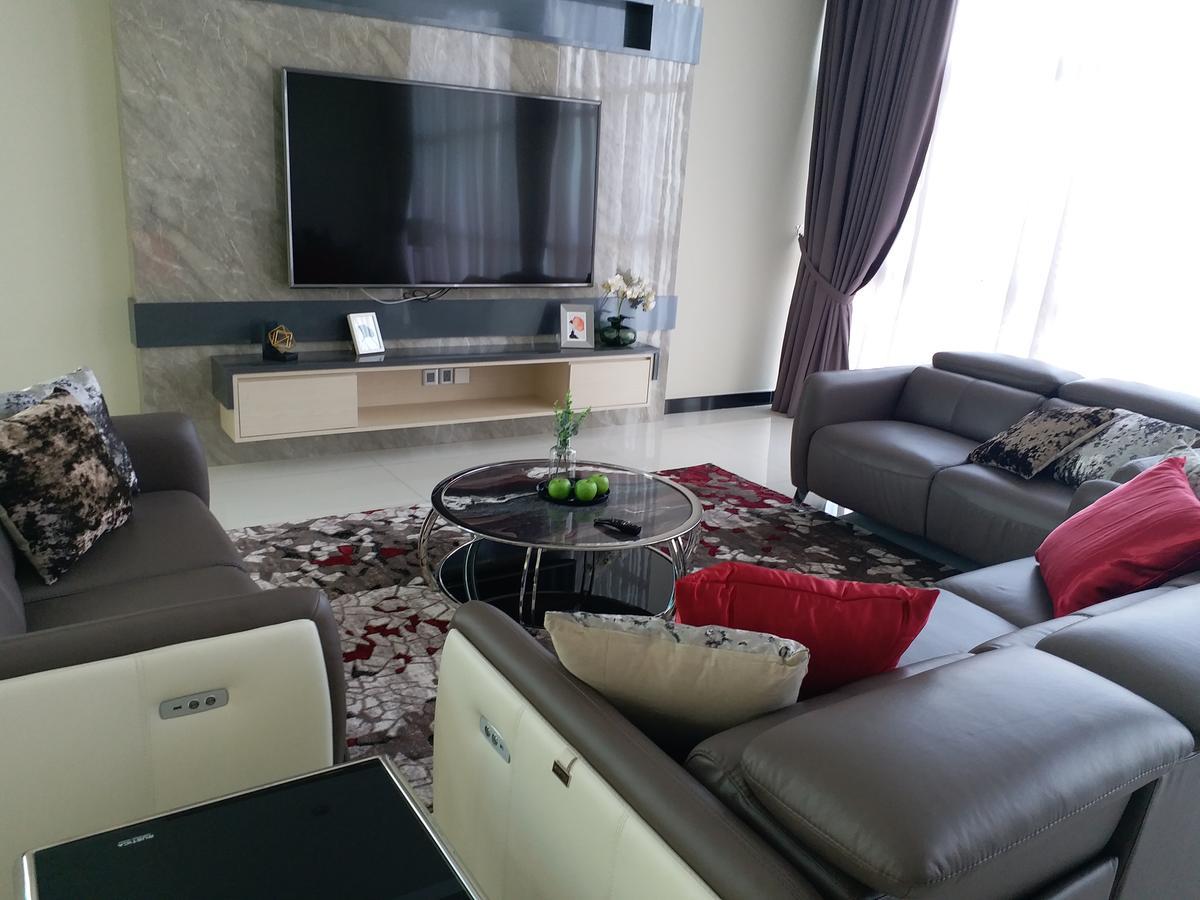 Jb City Paragon Serviced Apartment Johor Bahru Exteriör bild